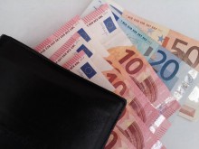 Директните плащания на малките стопанства остават под или около средния национален доход