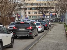 Предколеден шопинг? Не! Тази лудница е от днес!