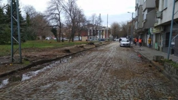 Реконструкцията на ул Даме Груев в район Южен няма да