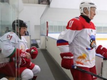 Путин и Лукашенко играха хокей на лед