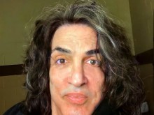 Пол Стенли от Kiss отново с положителна проба за Covid-19