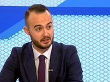 Математик с черна прогноза: През януари ще минем 10 000 ковид случая на ден!