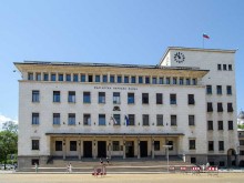 БНБ вдига заплатите на служителите си