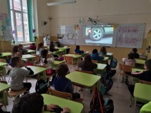 Край на ваканцията и начало на тестването в училищата!