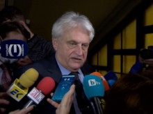 Рашков след разпита в прокуратурата: Около 30-40% от аванса за строежа на ЛОТ 5 на АМ "Хемус" е пренасочван към ГЕРБ