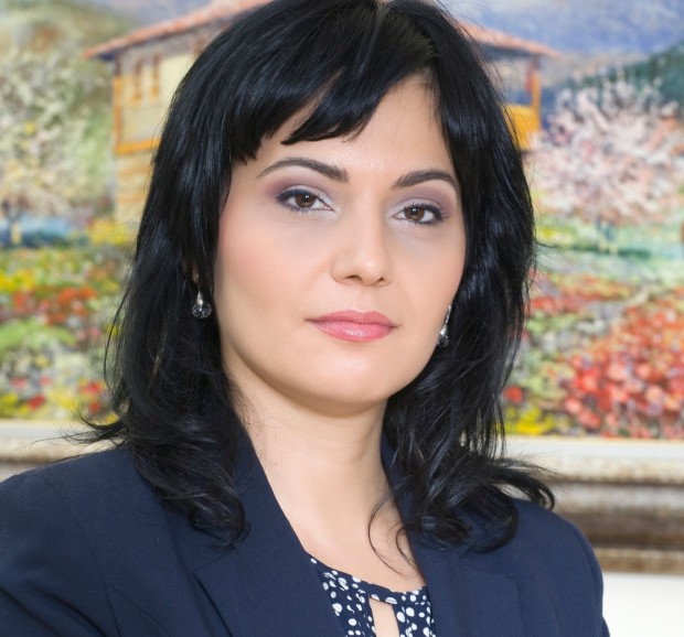 Здравният министър Асена Сербезова с публикация в профила си във