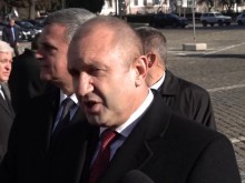 Румен Радев: Към момента никой не е поставял въпроса за разполагане на военни бази в България