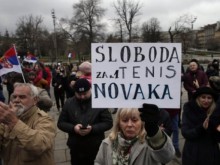 Джокович посрещна Коледа в хотела за бежанци