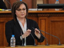 Нинова: 40 незаконни колекторски фирми тормозят народа