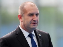 Румен Радев и част от екипа му също се самоизолираха