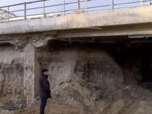 Дъждът временно спря работата по "Модър - Царевец"