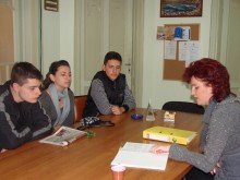 Ученици поемат грижа за едно от тепетата 