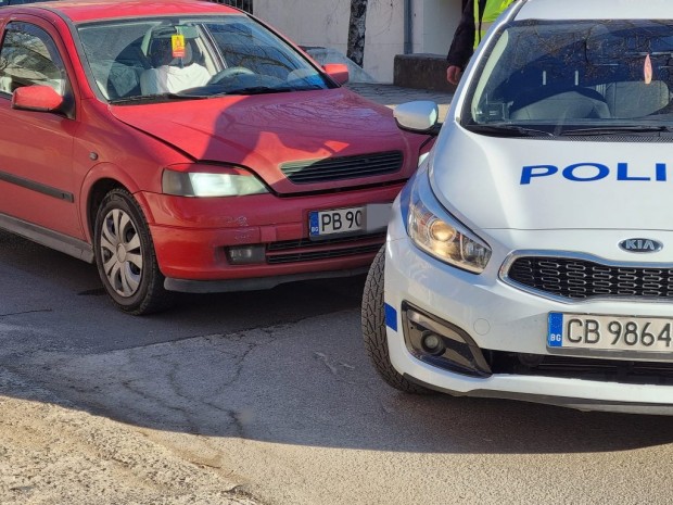 Много пиян шофьор от Пловдив блъсна патрулка на ул Чудомир