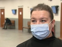 Затворник получил одеяло от жена си, надзирателите го набили