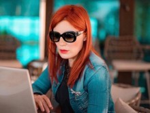 Показват пред цяла България атрактивната червенокоса красавица до Михаил Билалов