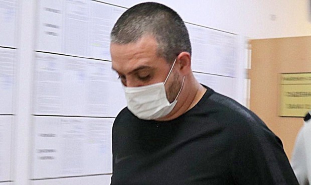Асеновградчанинът Ангел Караматев обвинен в измама с която  ужилил  приятелката