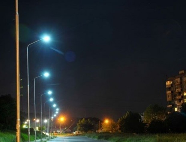 Приключи работата по подмяна на уличното осветление в район Младост
