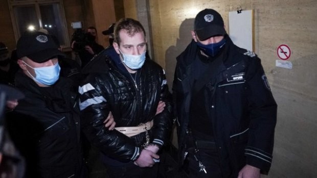 Апелативният съд в София остави в ареста 23 годишния Денис Ал