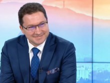 Митов: Петков дължи отговори за посещението си в Скопие - отстъпи ли от българската позиция