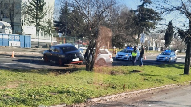 Двама са пострадали във за която Burgas24 bg съобщи От полицията