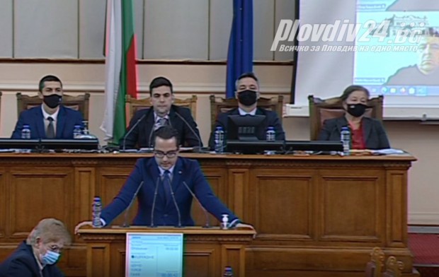 "Възраждане": Недопустимо е Вашингтон или Москва да се разпореждат с българската отбрана