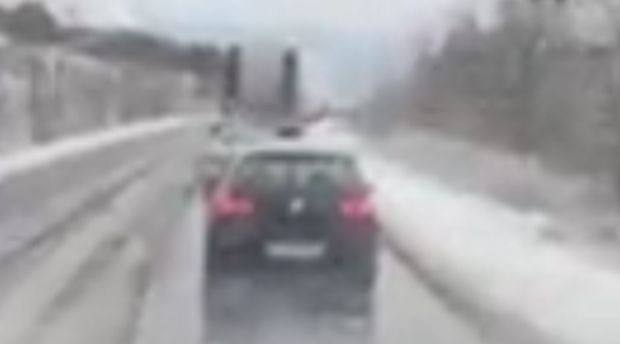 Шофьорката на лекия автомобил БМВ, която катастрофира по-рано на пътя Пловдив-Карлово,