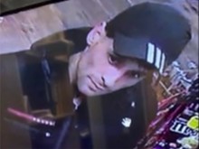 Изгладнял краде луканки от магазин