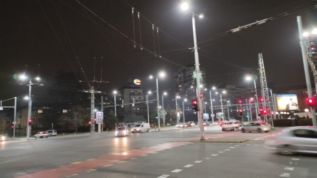 От 25 януари уличното осветление в Пловдив вече работи от