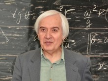 Златният учител Тео: Ще оцеляват хора с умения, които не са налични в интернет