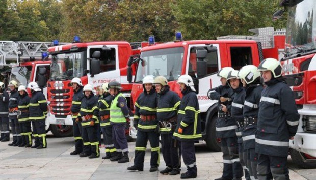 Националният синдикат на пожарникарите и спасителите  Огнеборец настоява за диалог с представители