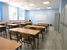 В Перник въведоха вечерен час за учениците заради COVID