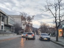 За пореден път "Мерцедес" паркира нагло на централна пловдивска улица