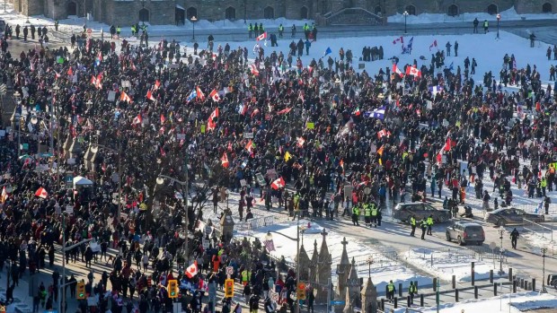 Противници на ограничителните мерки в Канада заради коронавируса протестираха вчера