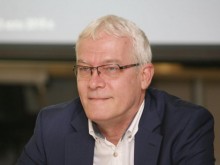 Поискаха оставката на шефа на НЗОК