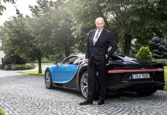 Чешкият бизнесмен който разви скорост 417 км ч с Bugatti Chiron на