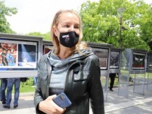 Стефка Костадинова и министър Василев пристигнаха в Пекин