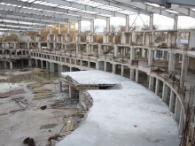 Скоро почват облицовката на покрива на многофункционалната зала