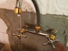 В Самоков топят сняг, за да се изкъпят