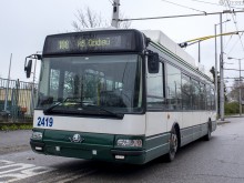 Автобус на градския транспорт заклещи ръката на жена и я влачи 20 метра