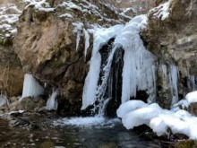 Насладете се на най-красивите ледени водопади в България