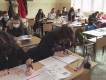 От утре: Всички ученици в София се връщат обратно в клас