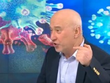 Проф. Кунчев: 10 000 души заразени за ден, ако децата тръгнат на училище и махнем зеления сертификат