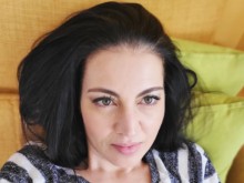 Деси Стоянова: В следващите 10 дни ще съм на дивана вкъщи