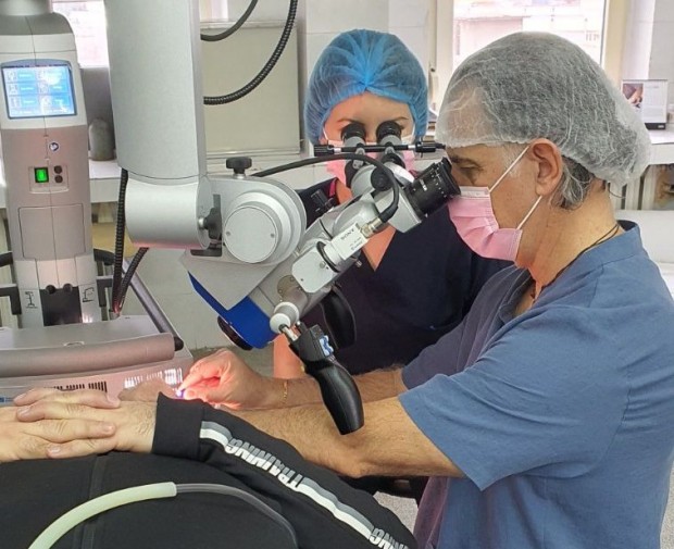 УНГ отделението в УМБАЛ Пловдив е оборудвано с нов микроскоп