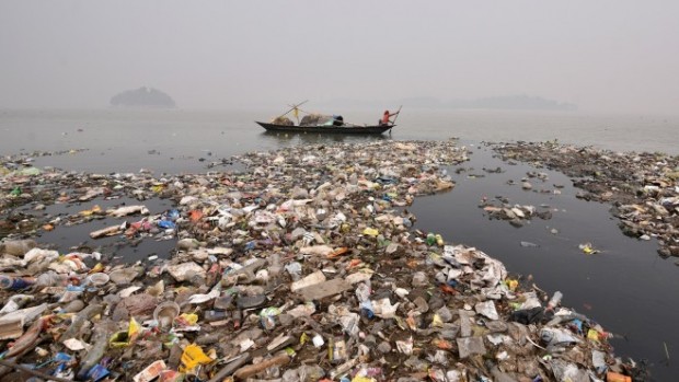 Замърсяването на световните реки с лекарства и фармацевтични продукти представлява