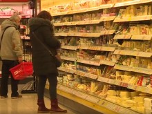 Експеримент: Храни от таблото "Нинова" - 59,62 лв., в супера - 110,81