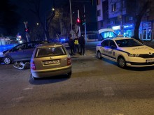 Сериозна катастрофа на пловдивски булевард, един от шофьорите е в болница