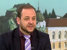 Подпорната стена на плаж "Алепу" може да бъде просто зарита