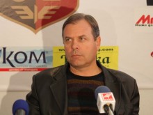 Стефан Генов: Съжалявам за загубата, но приоритет ни е първенството