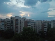 Авария остави жителите на "Кършияка" на тъмно и студено